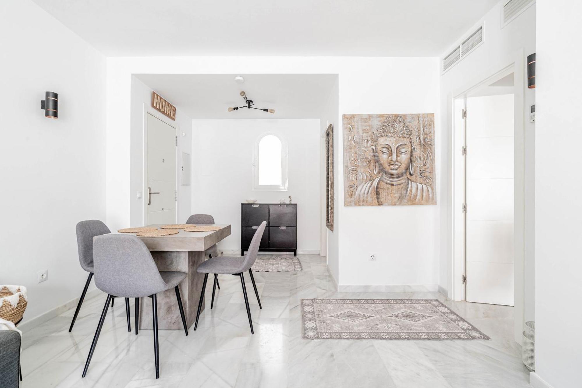 Apartment 1 Bed In Nueva Andalucia Marbella